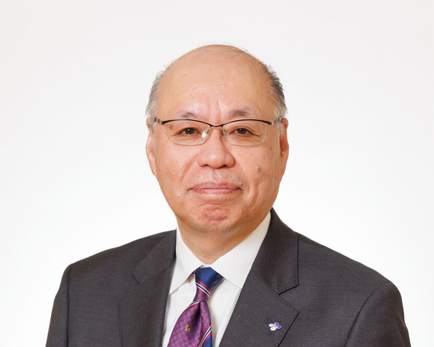 平田篤取締役専務執行役員の顔写真